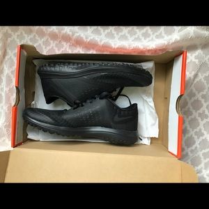 NWT WOMEN’S NIKE SHOES